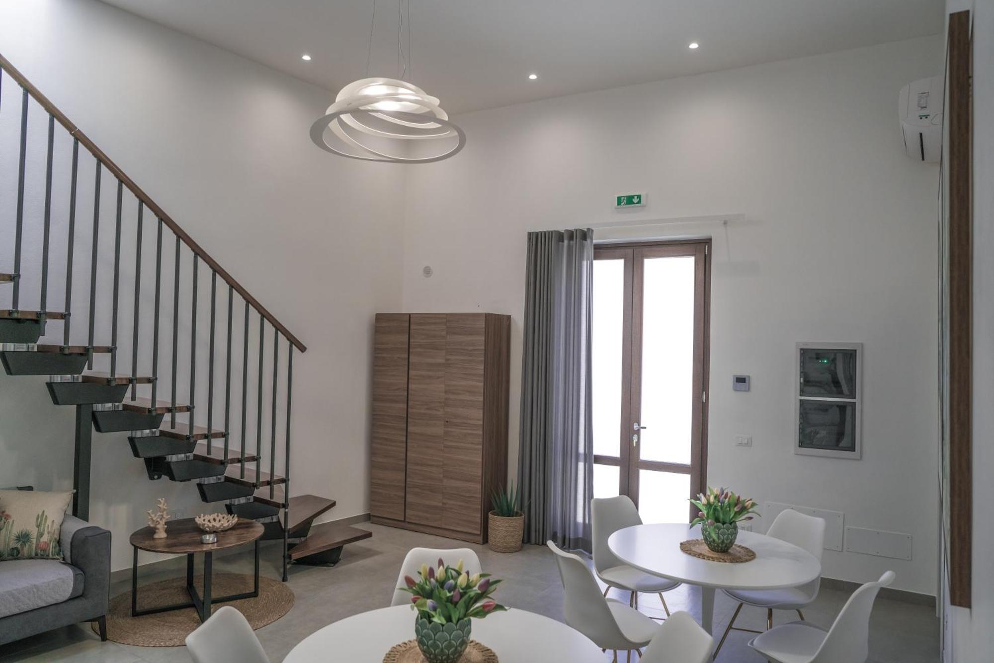 Casa Azzurra Rooms E Apartment Terrasini Bagian luar foto