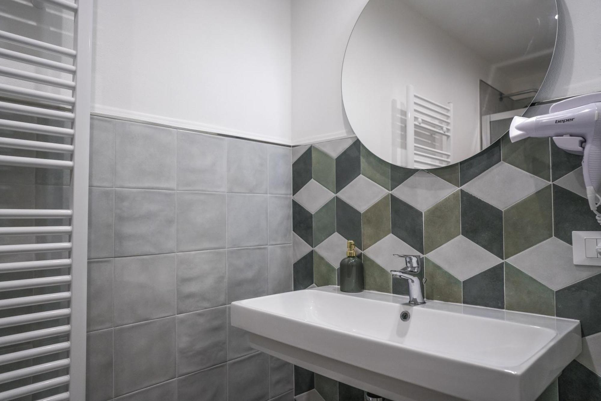 Casa Azzurra Rooms E Apartment Terrasini Bagian luar foto