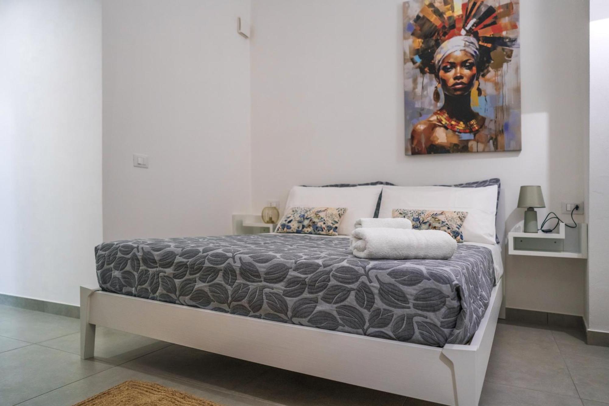 Casa Azzurra Rooms E Apartment Terrasini Bagian luar foto
