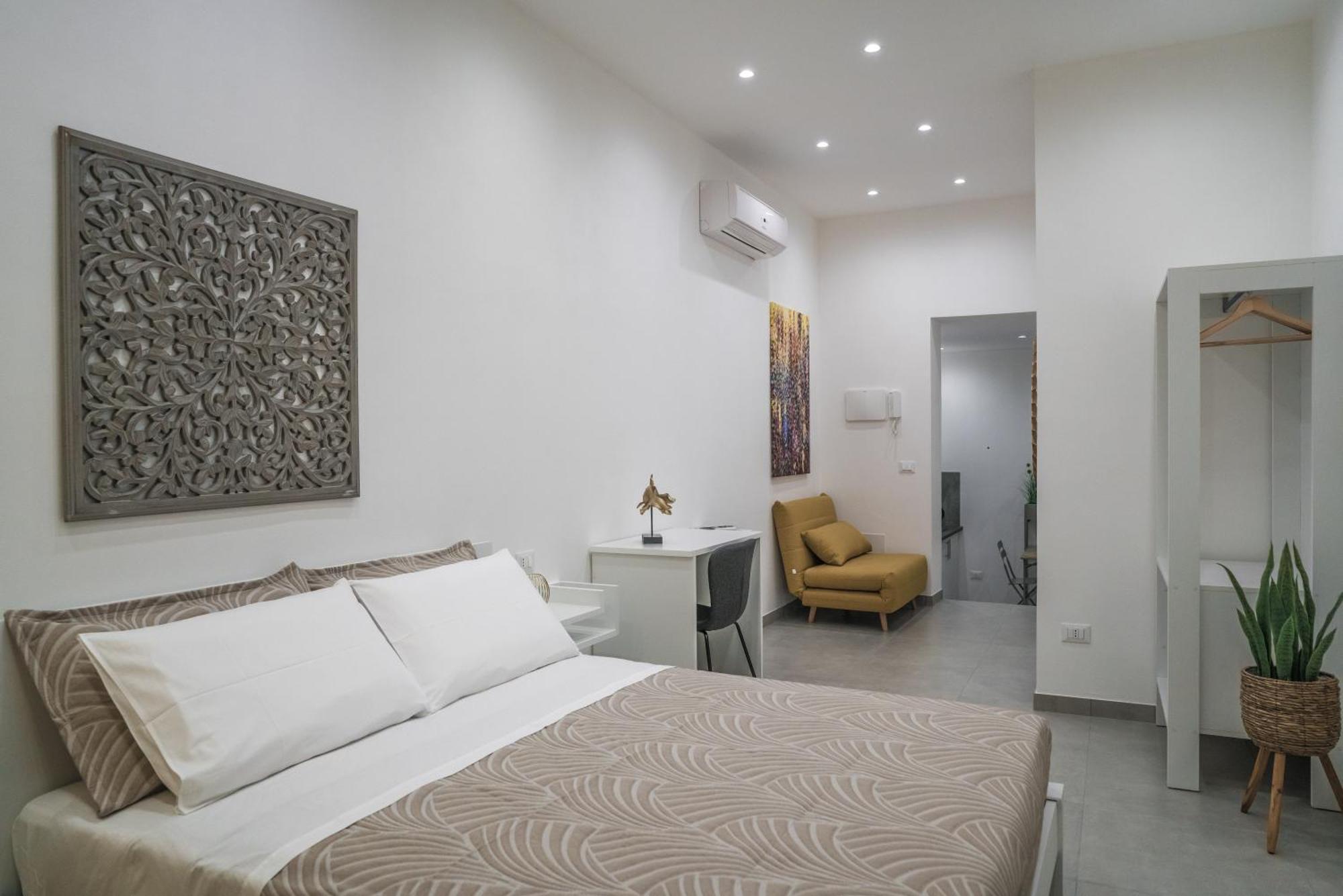 Casa Azzurra Rooms E Apartment Terrasini Bagian luar foto